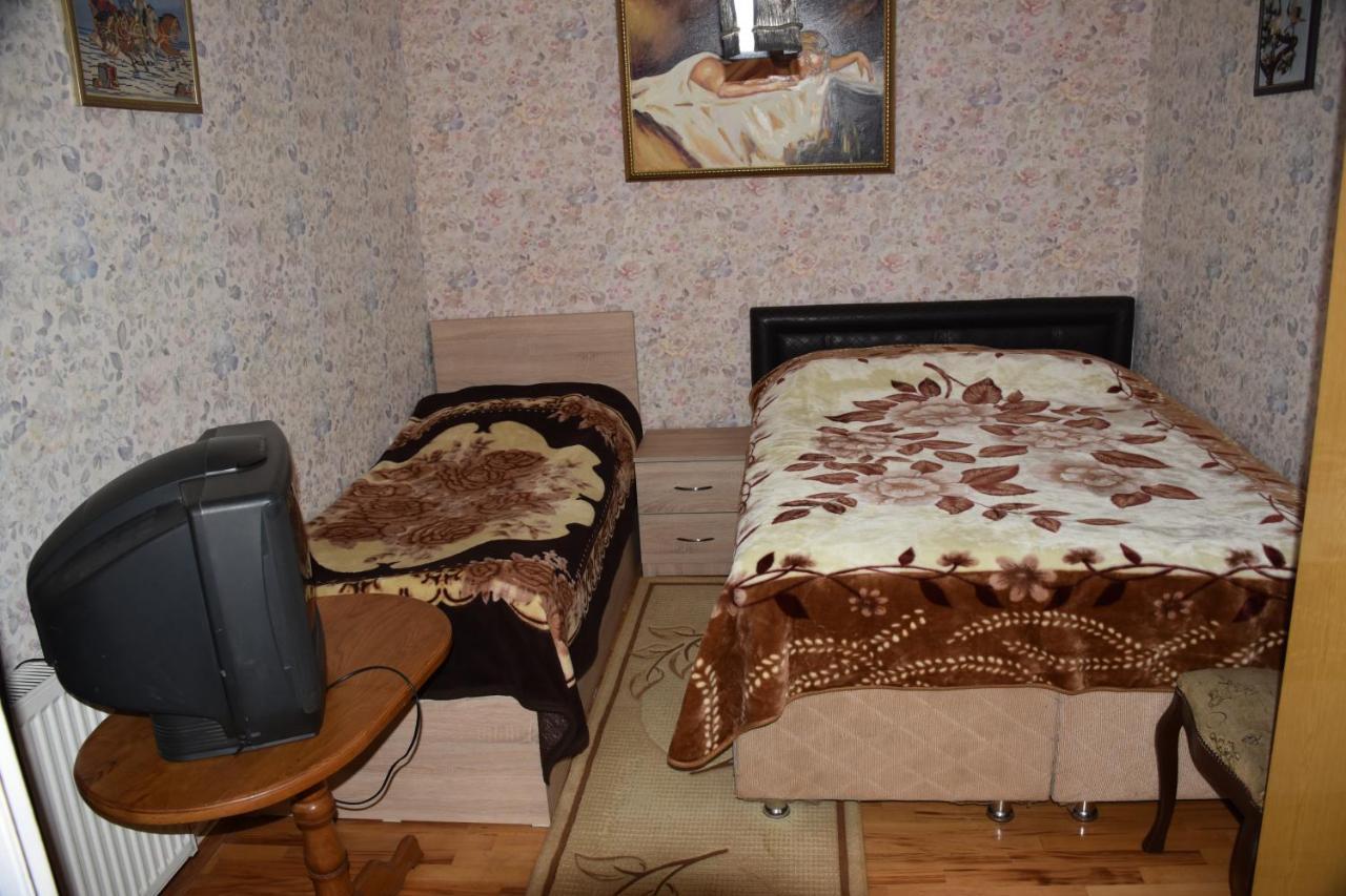 3 Room Flat In Tbilisi Exterior photo