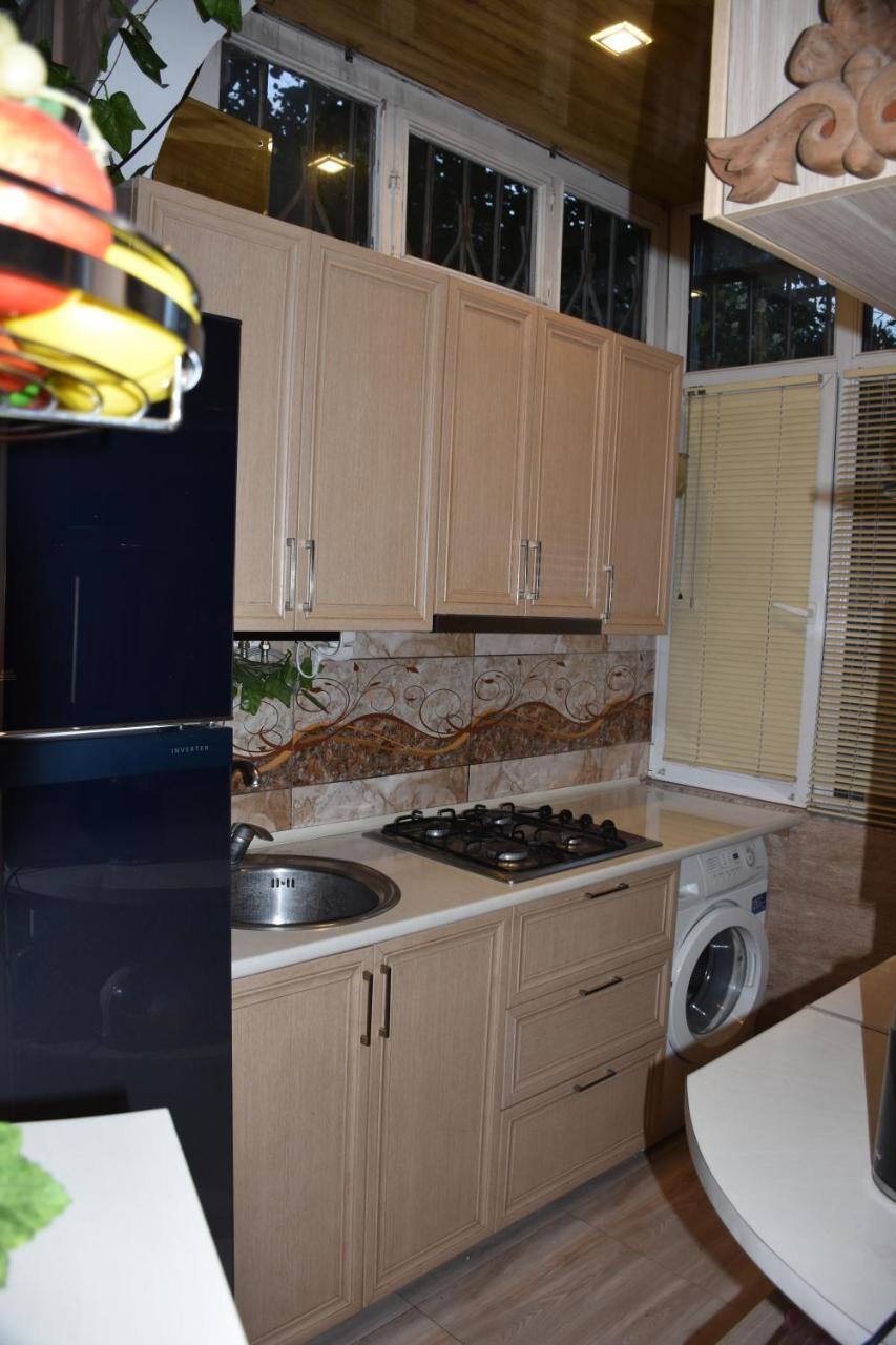 3 Room Flat In Tbilisi Exterior photo