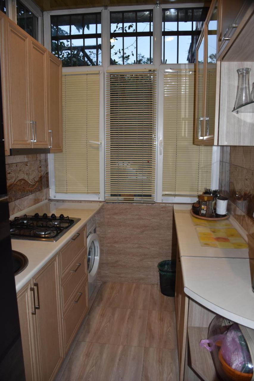 3 Room Flat In Tbilisi Exterior photo